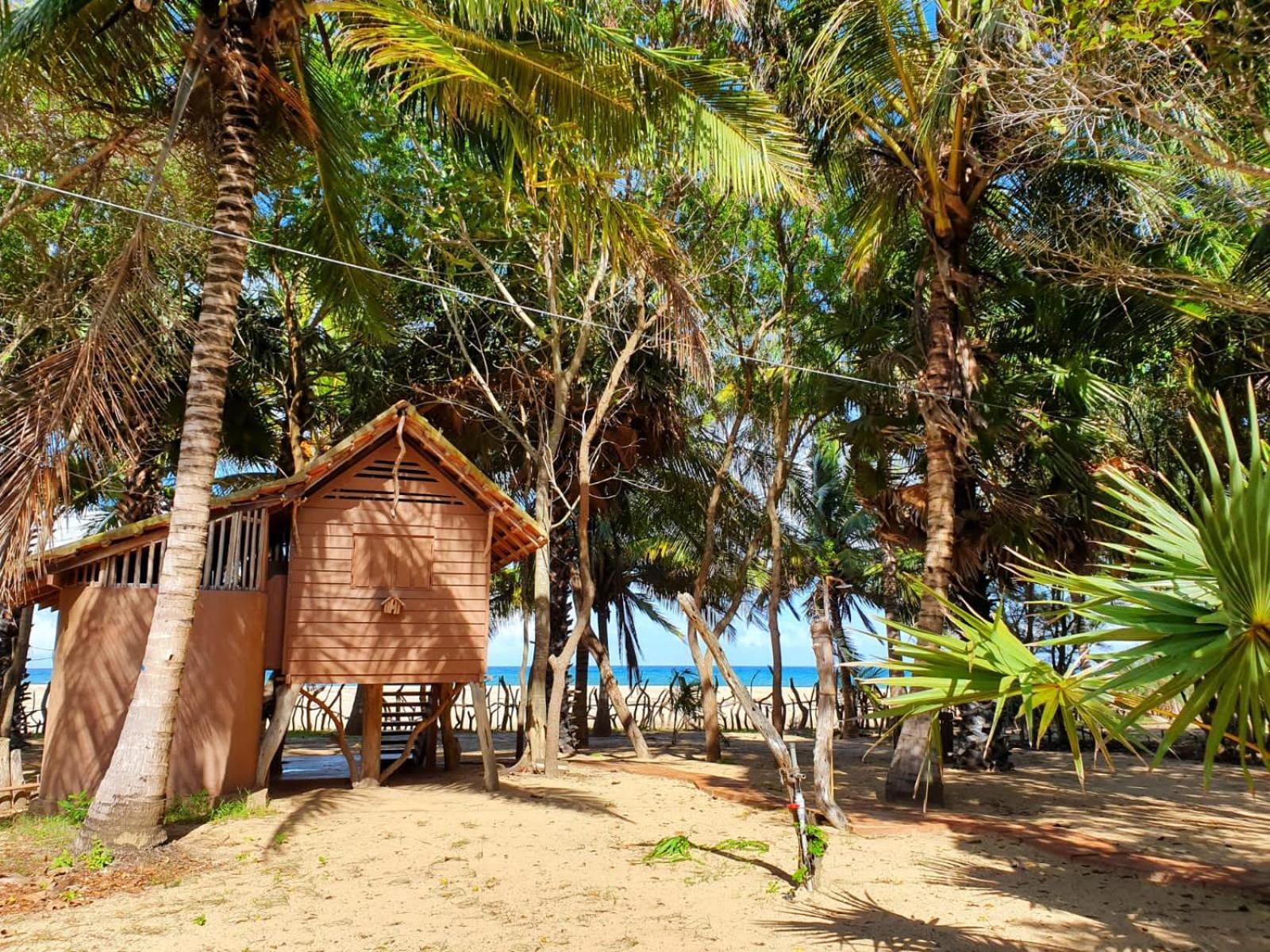 Light House Beach Hut Komari エクステリア 写真